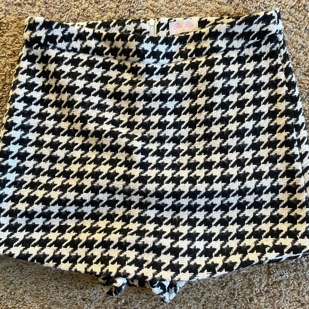 Houndstooth skort